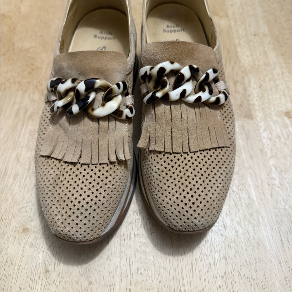 Soft Waves Beige Loafers with Chain Accent